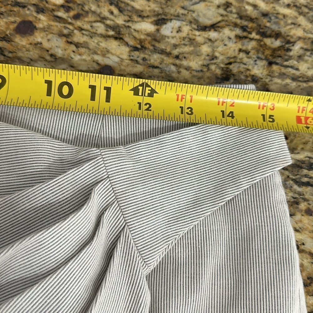 Poleci Gray White Striped Faux Wrap Pencil Midi Skirt Size 8 - Picture 8 of 10